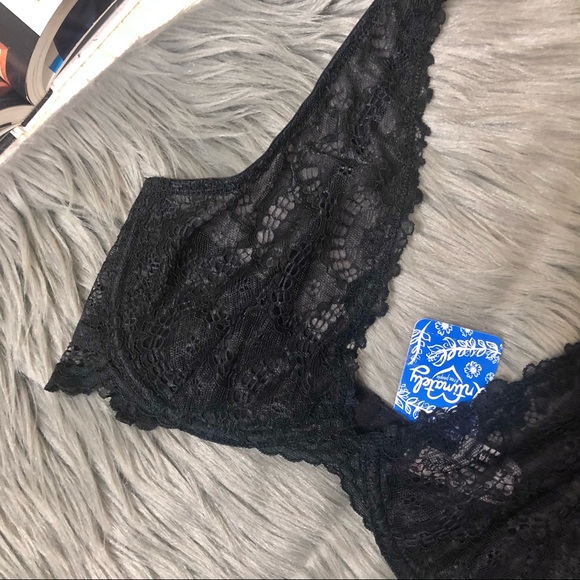 NEW Free People Black Lace Underwire Plunge Bra Sz 34B - Picture 3 of 11